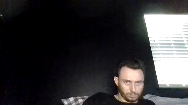 Chatroom XXX en direct de Mikecloudyhawk