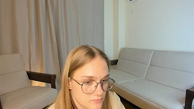 FemMantis Live XXX-Chat