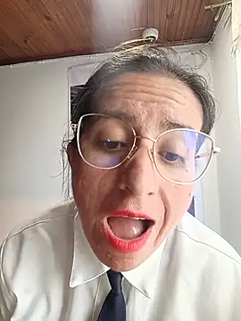 Valentina--1 Chat XXX in diretta