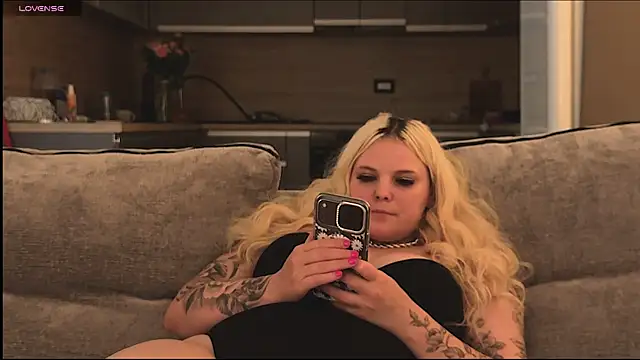 Chat XXX Live LikaBerry1