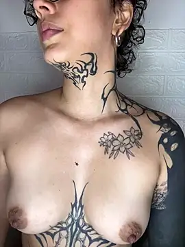 Abby_Evanns1のライブXXXチャット