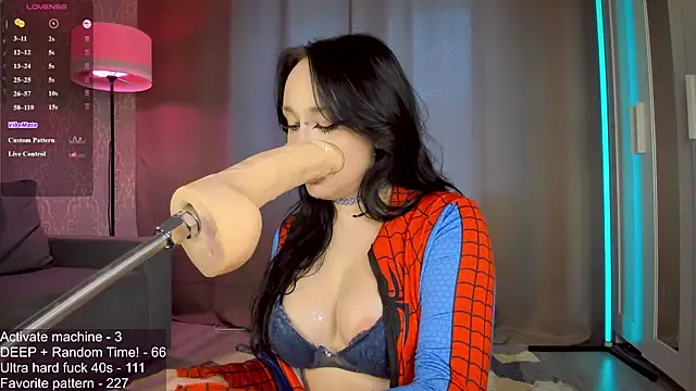 Juicy_Vikki Chat XXX in diretta