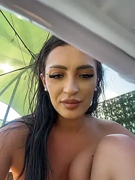 VictoriaLanes Adlı Modelin Canlı XXX Sohbeti