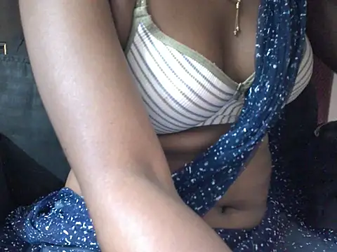 Couplehot00's Live XXX Chat