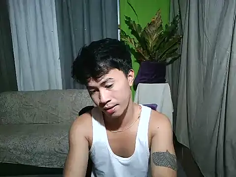 Živý XXX chat JustcallmeCon