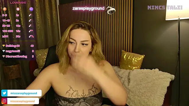 ZarasPlayground's Live XXX Chat
