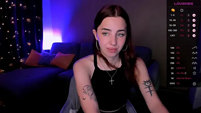 CharliGrace_ লাইভ XXX চ্যাট