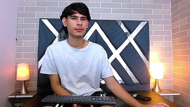 Kevin_Brooks1 live XXX chat