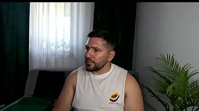 Gold_Alpha_Boy Chat XXX live