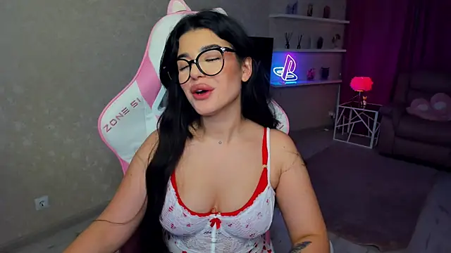 Chatroom XXX en direct de AlluringAriel