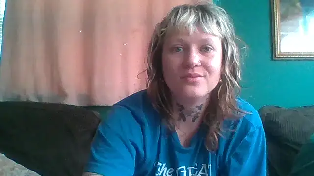 RosieSwitchBitch Chat XXX in diretta