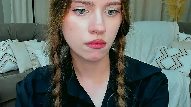 Erica_Kiss 即時 XXX 聊天