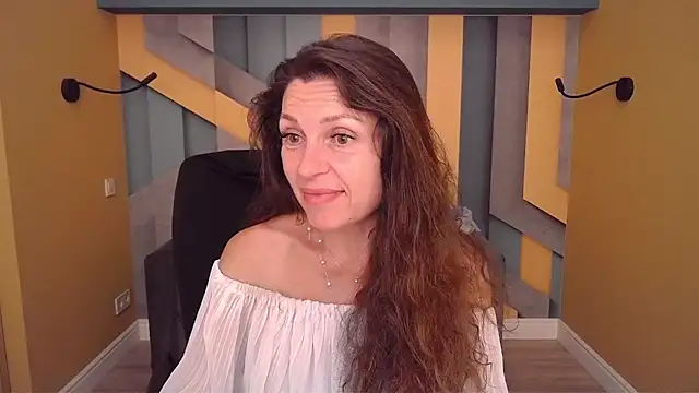 Chat +18 de EllaLong ao vivo