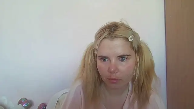 HornyElena – Live XXX-chat