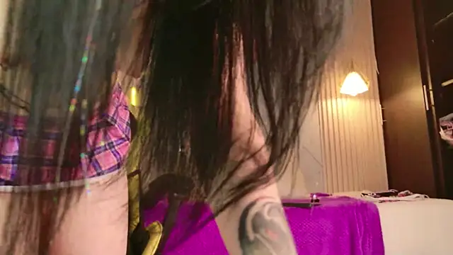 Lilith_Ink99 即時 XXX 聊天