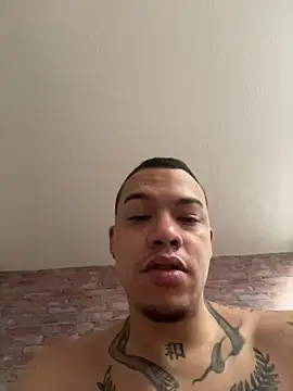 AlphaMasterXxx 라이브 XXX 채팅