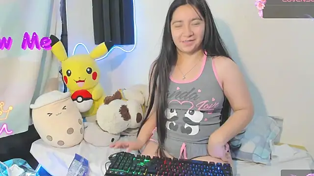 Chat XXX en directo de litle_mily_