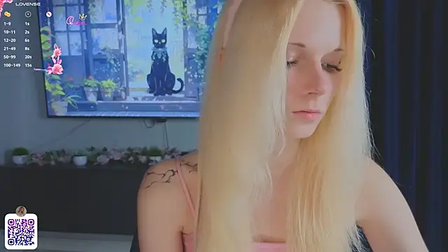 JuanaSumma Chat XXX in diretta