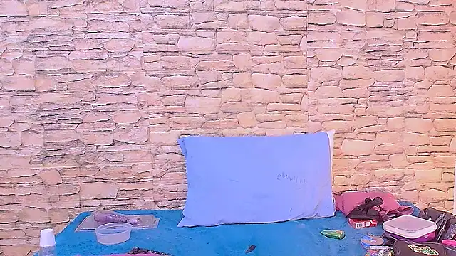XXX chat uživo modela IndianAllure