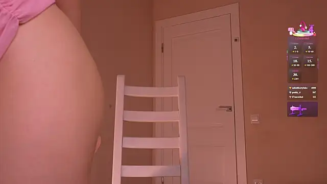 Miablueye's Live XXX Chat