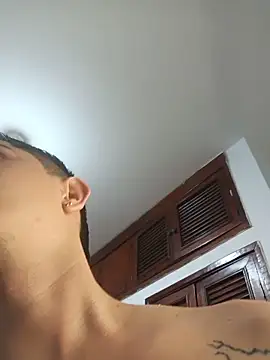 Онлайн чат XXX wickedboy_twin1