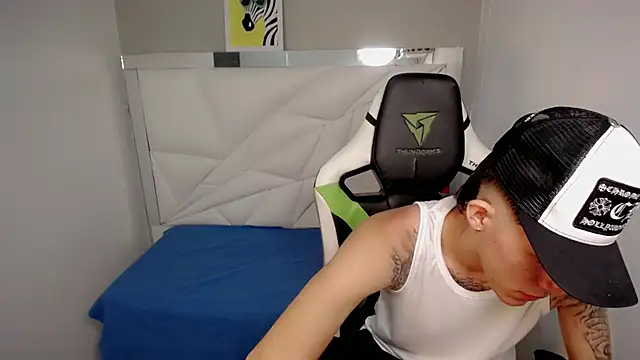 Delaware_ Live XXX-chat