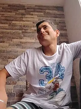 Chat XXX en directo de Tiger_cryad