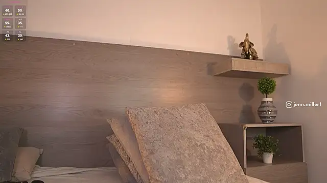 Jennmiiller_ Chat XXX in diretta