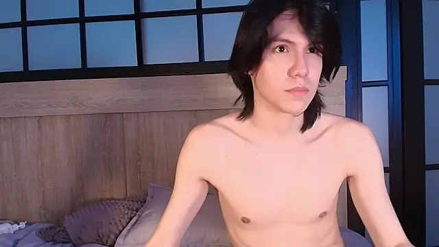 Daphne_and_Roger_'s Live XXX Chat