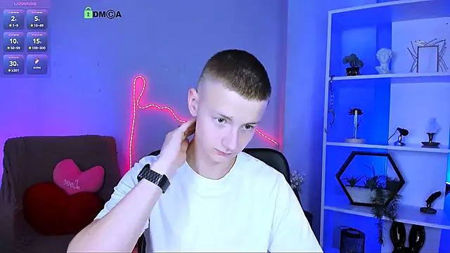 noah_nero's Live XXX Chat