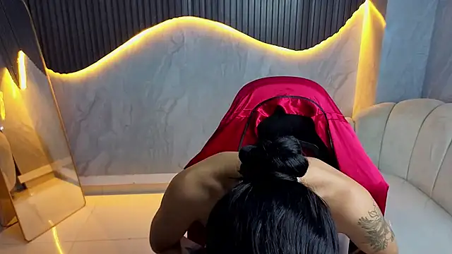 Tifany_Tx Adlı Modelin Canlı XXX Sohbeti
