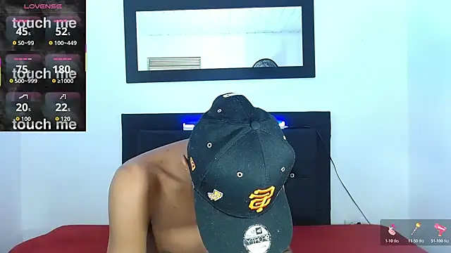 Chat +18 de hotboyluxe ao vivo