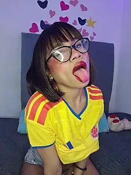 Živý XXX chat Lucy_Em