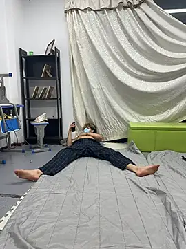 Mrwangjjkk's Webcam Show
