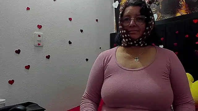 Czat XXX na żywo – Evaaross_2345