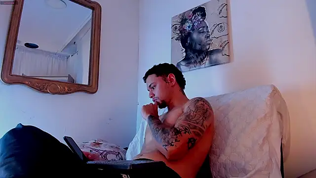 Chat XXX ao vivo de Brian_Adler