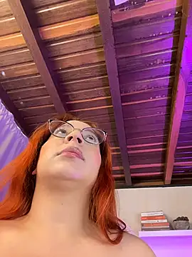 FoxxyAnny's Live XXX Chat