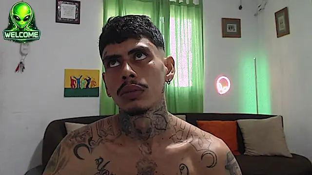 alpha_zom Obrolan Langsung XXX