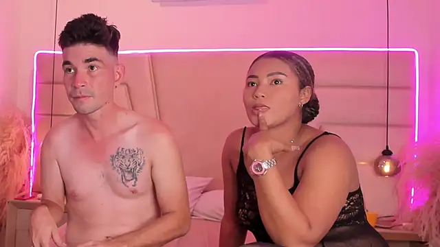 Show modela Luna_and_Axell na web-kameri