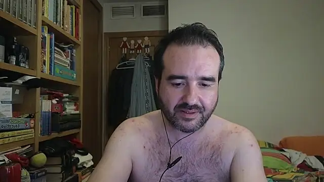 curiosillo83 live XXX chat