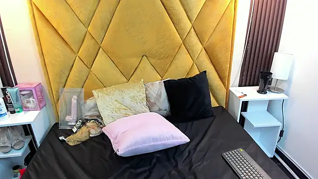 Chat +18 de Sarah__Moonx ao vivo