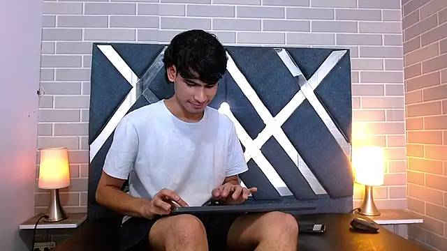 Chat XXX ao vivo de Kevin_Brooks1