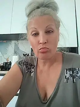 دردشة Divineblond الجنسية المباشرة