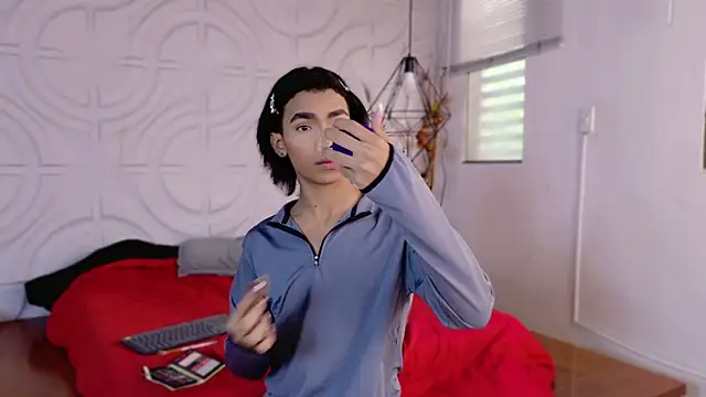 دردشة AlanCutee الجنسية المباشرة