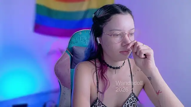 WandaDoll élő XXX-chatje