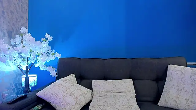 BellaMarieX Adlı Modelin Canlı XXX Sohbeti