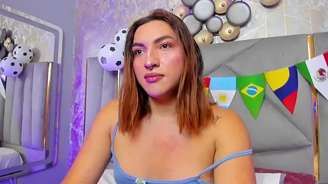 XXX chat uživo modela TomLondon_