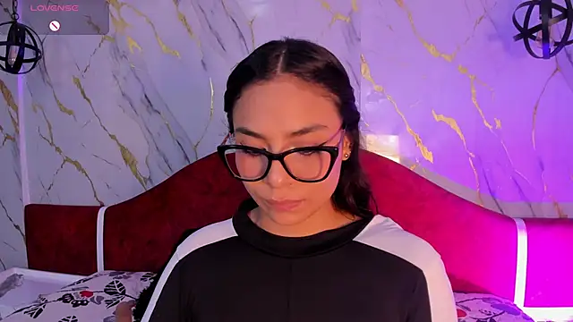 צ'אט XXX בשידור חי של amira_cute2