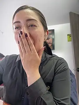 Sembang XXX Secara Langsung suzy-111