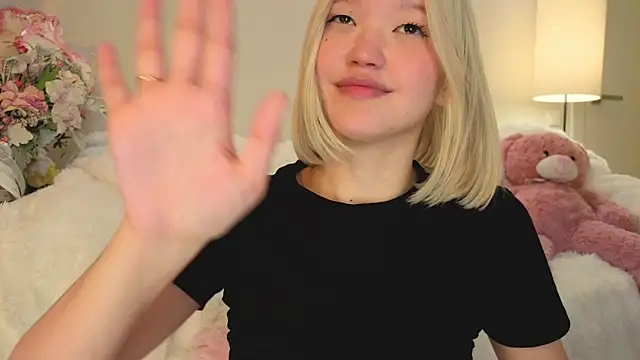 milli_sun_'s Live XXX Chat